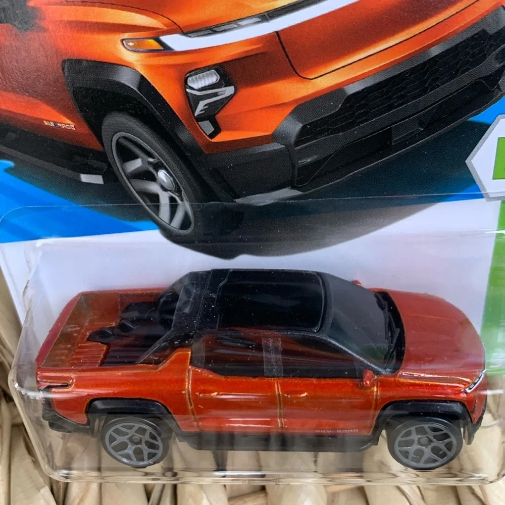 Silverado EV RST Chevrolet Pickup Chevy Electric Vehicle Truck Hot Wheels 🆕